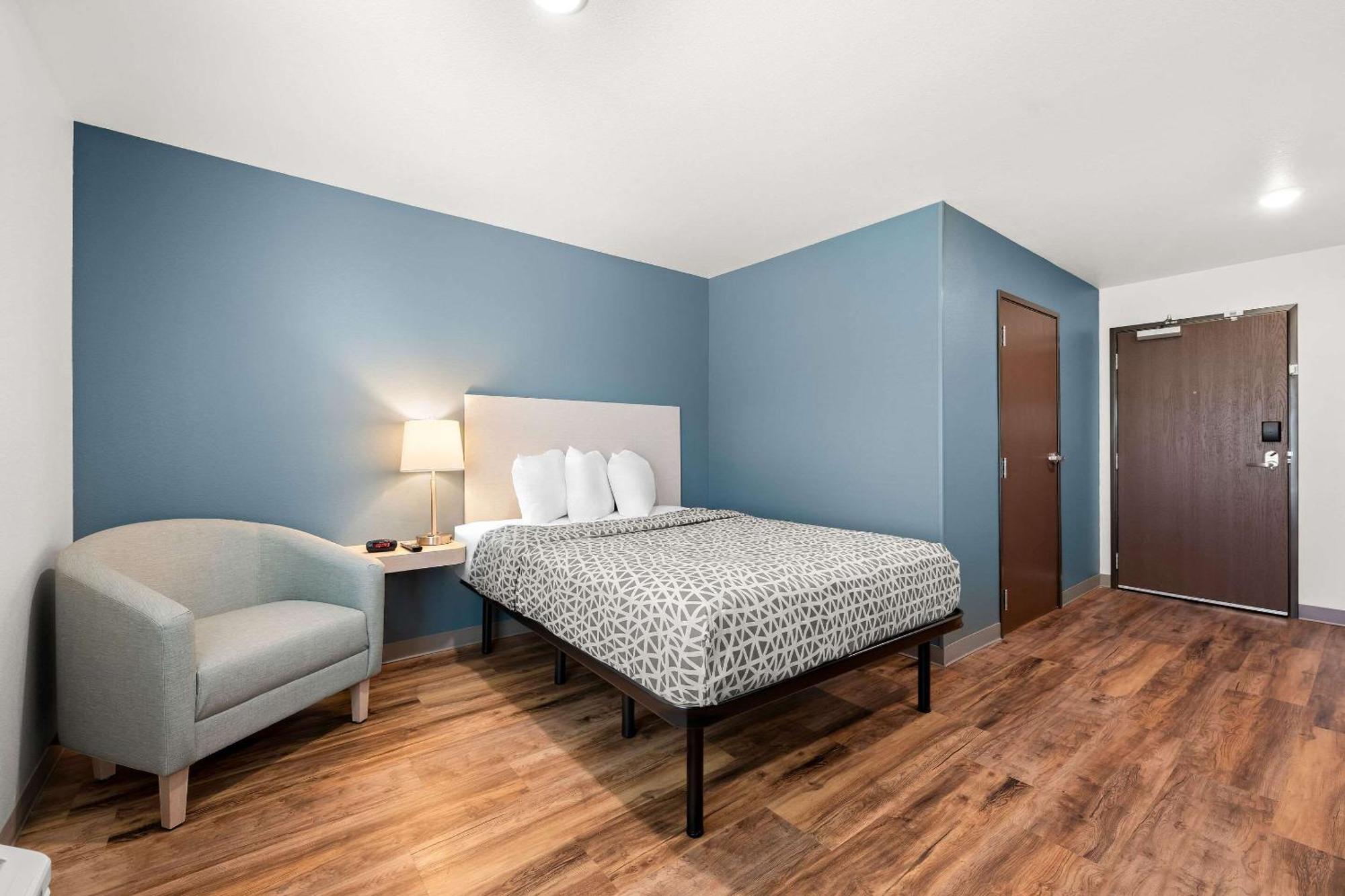 Woodspring Suites Huntsville - Research Park エクステリア 写真